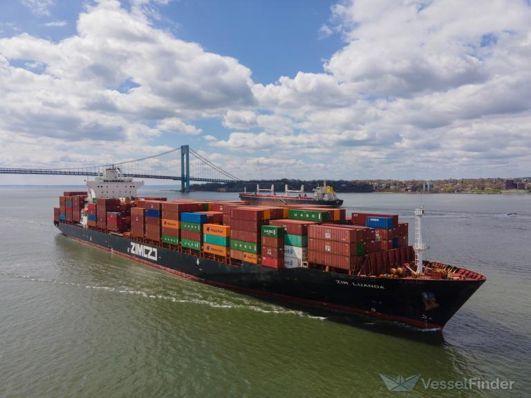 ZIM LUANDA, Container Ship Details and current position IMO 9403229