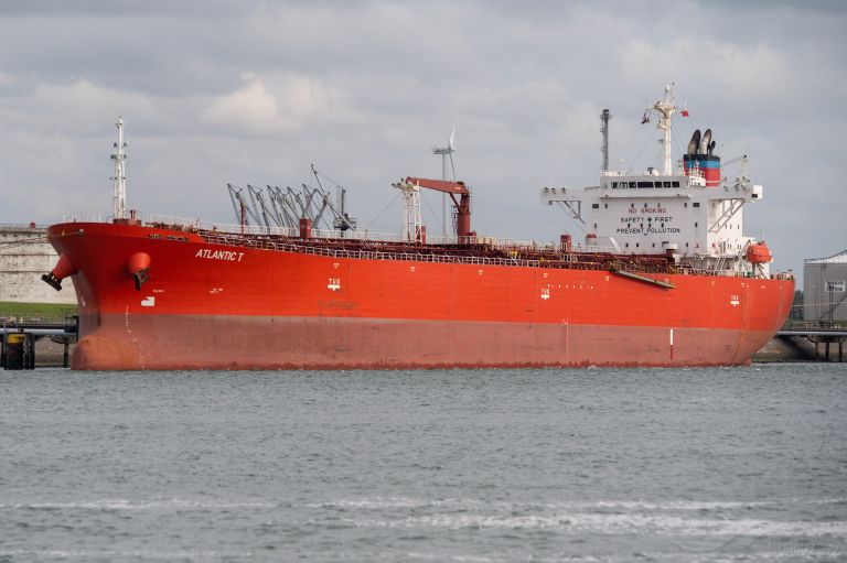 ATLANTIC T, Oil Products Tanker Details and current position IMO