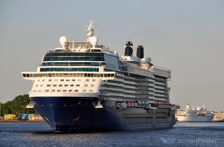 ship photo