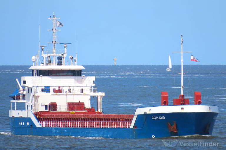 ship photo