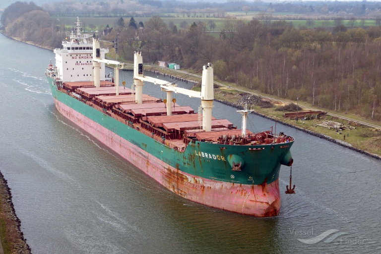 LABRADOR, Bulk Carrier Details and current position IMO 9415222