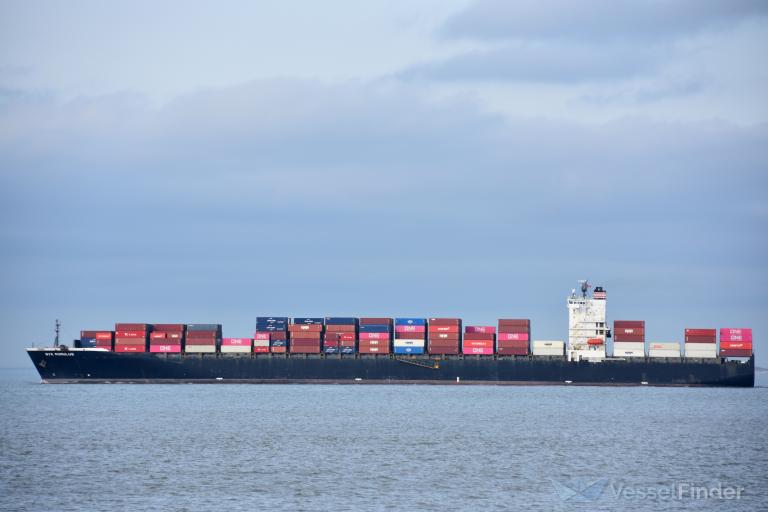 NYK ROMULUS photo