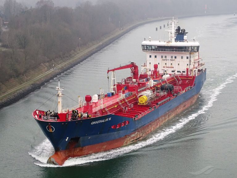 QIKIQTAALUK W. photo