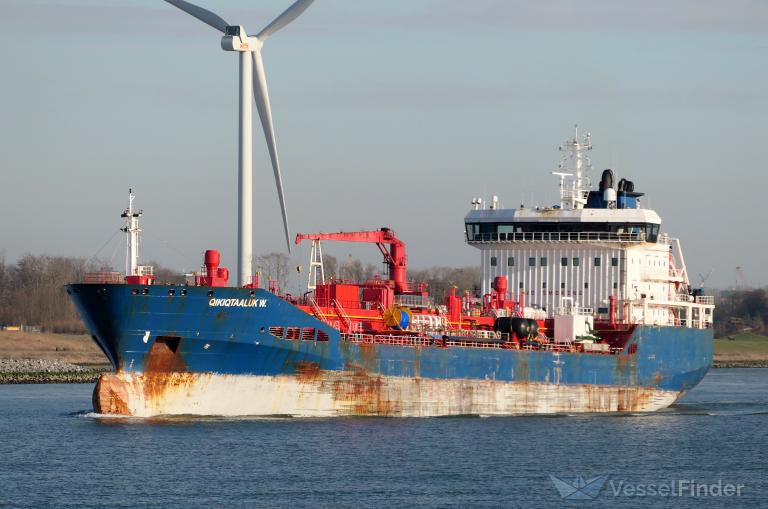 QIKIQTAALUK W. photo