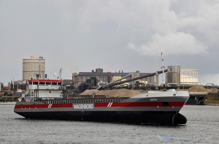 ship photo