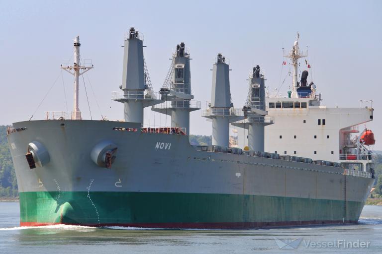 ship photo