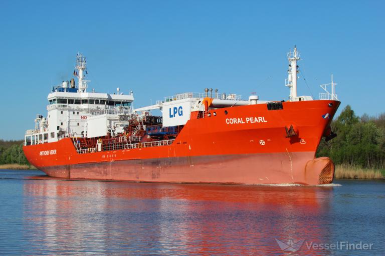 ship photo