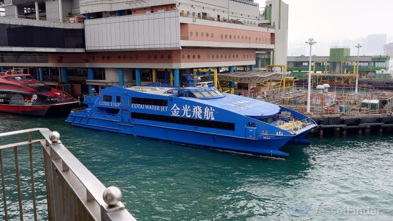 SHOPPES FOUR SEASONS photo