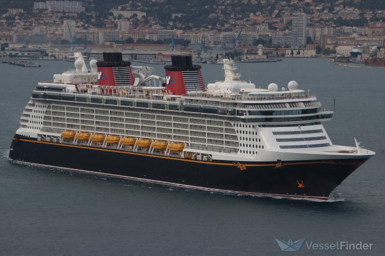 DISNEY DREAM, Passenger (Cruise) Ship Details and current position