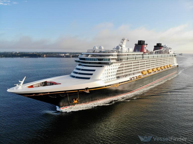 DISNEY WISH, Passenger (Cruise) Ship - Details and current position - IMO  9834739 - VesselFinder