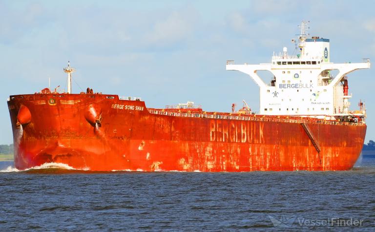 BERGE SONG SHAN photo