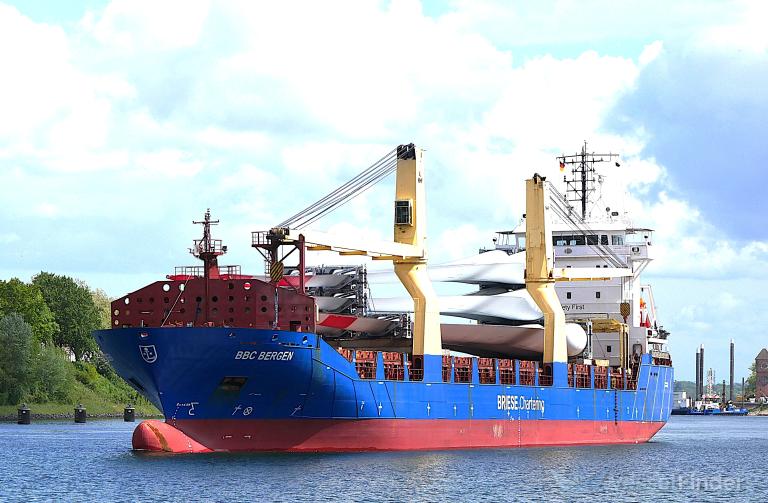 ship photo