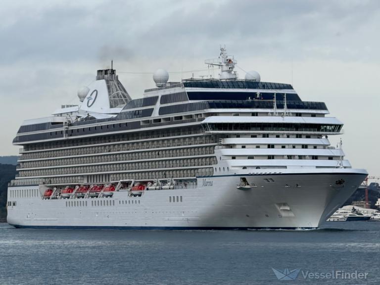 ship photo