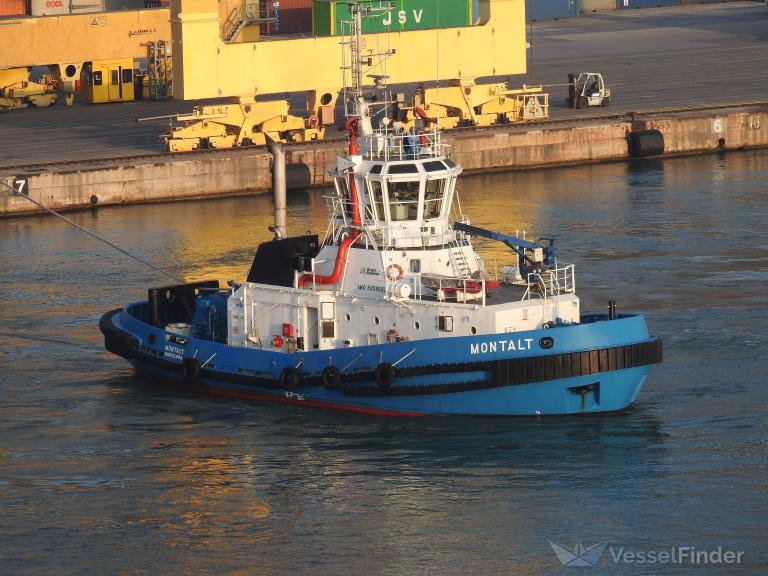 ship photo