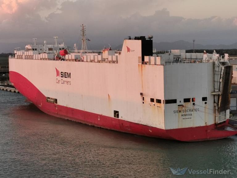 Magcargo 016/106 | Golden Sky, Silvery Ocean main image 0