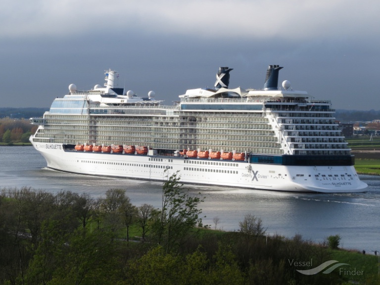 celebrity silhouette current cruise director