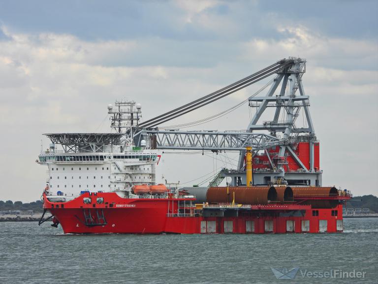 SEAWAY STRASHNOV photo