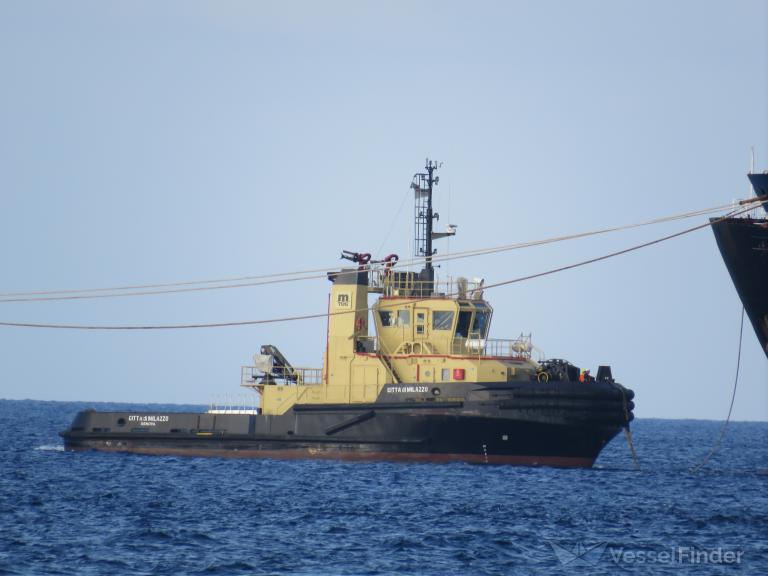 ship photo