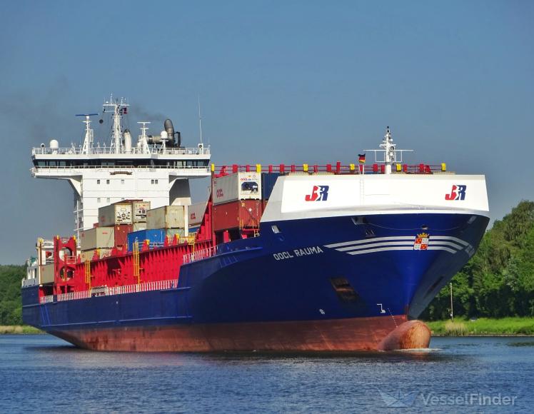 OOCL RAUMA photo