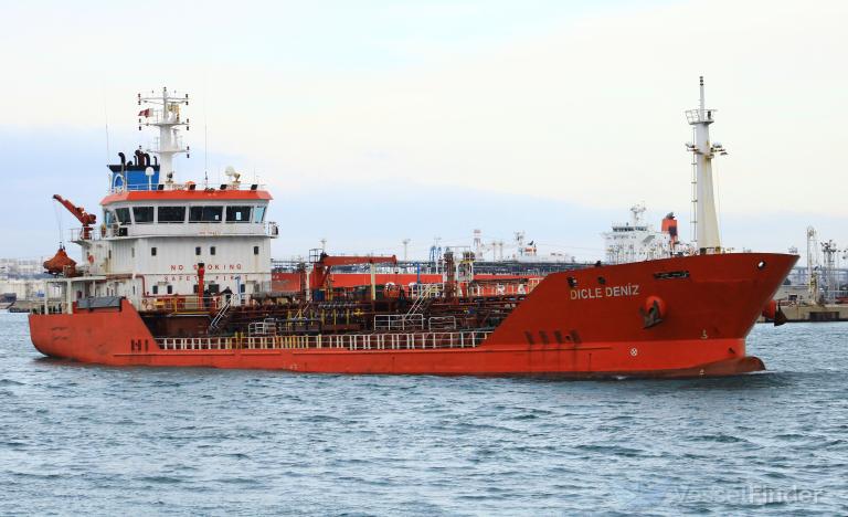 ship photo