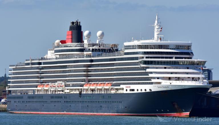 current position of cruise ship queen elizabeth