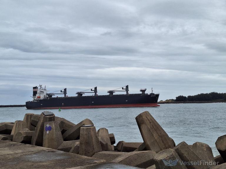 ship photo