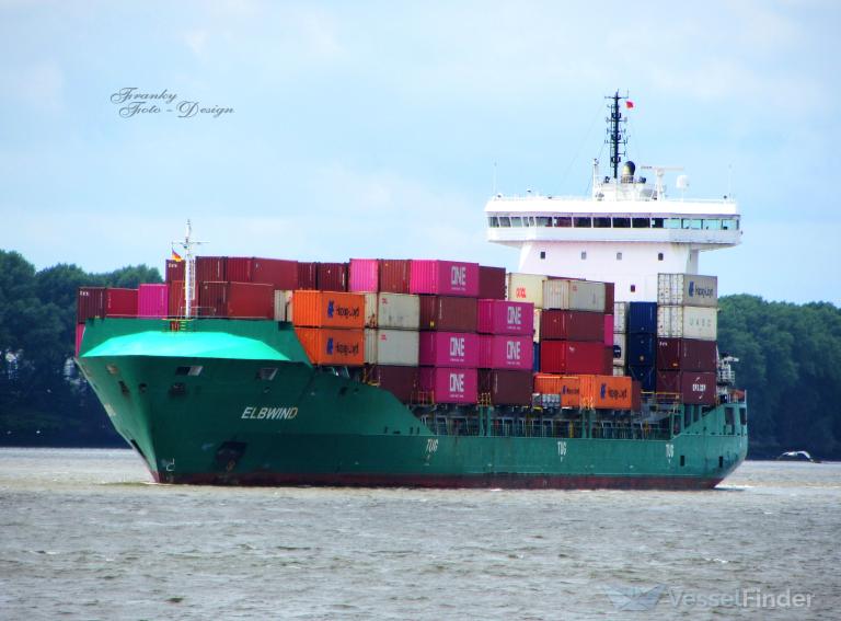 ship photo