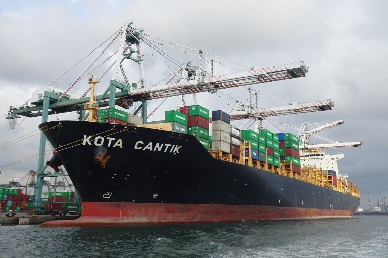 KOTA CANTIK, Container Ship - Details and current position