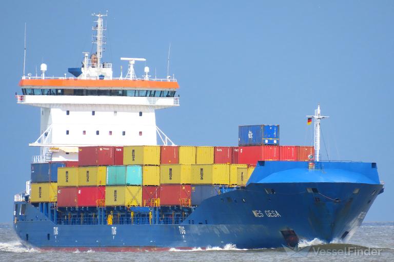 ship photo