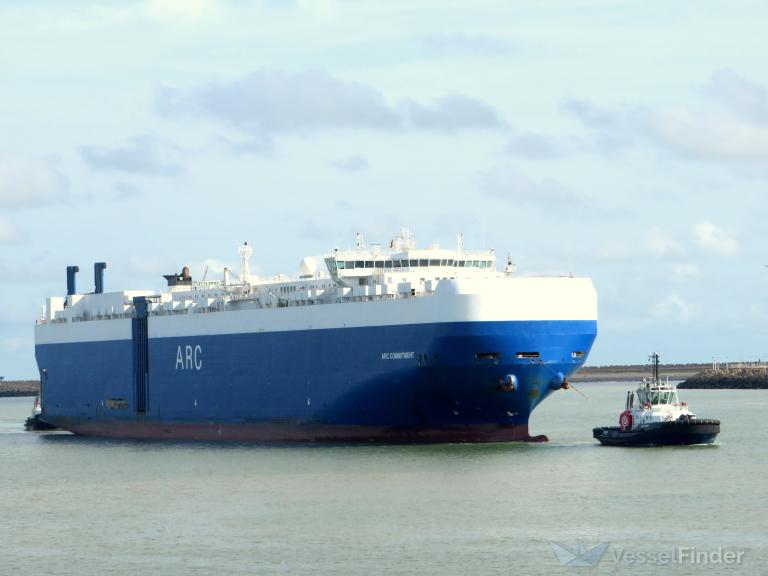 ARC COMMITMENT photo