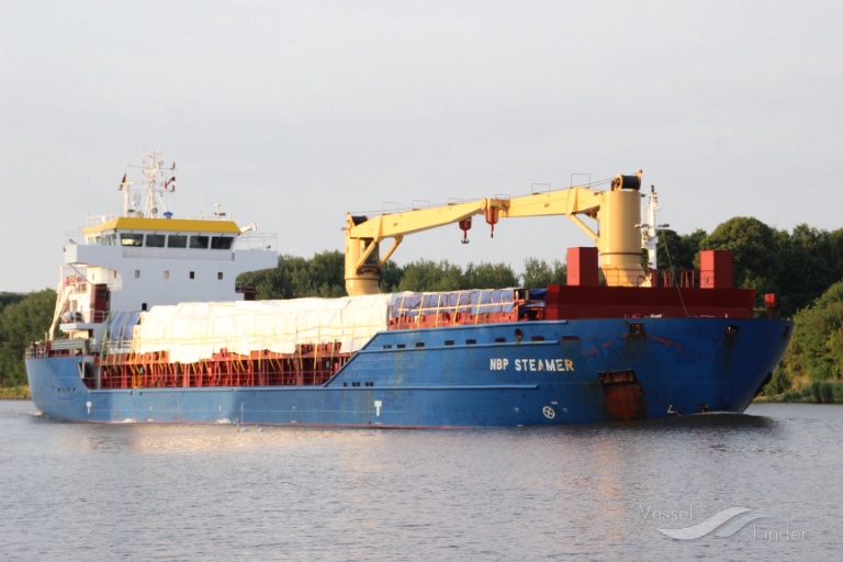 Free AIS Ship Tracking of Marine Traffic VesselFinder