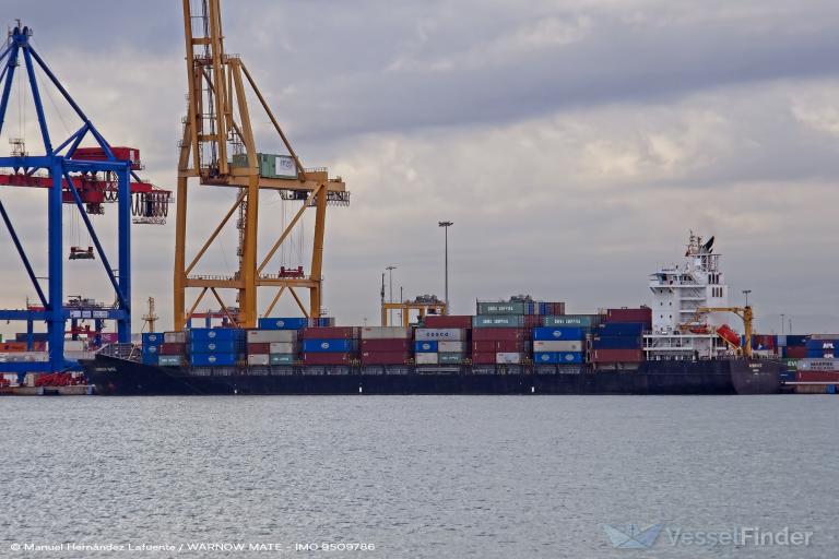 WARNOW MATE, Container Ship Details and current position IMO