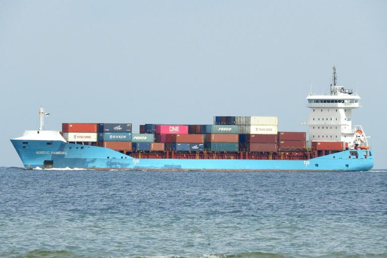 Free AIS Ship Tracking of Marine Traffic - VesselFinder
