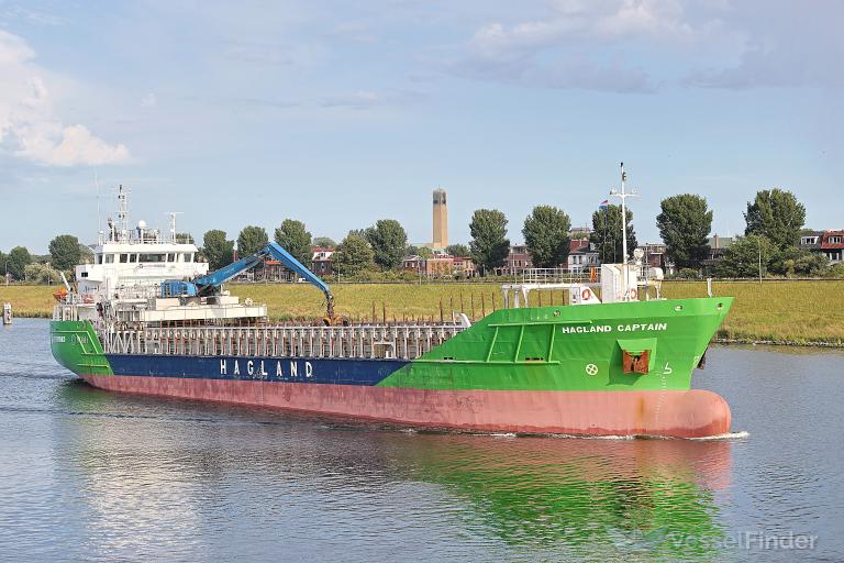 HAGLAND CAPTAIN photo