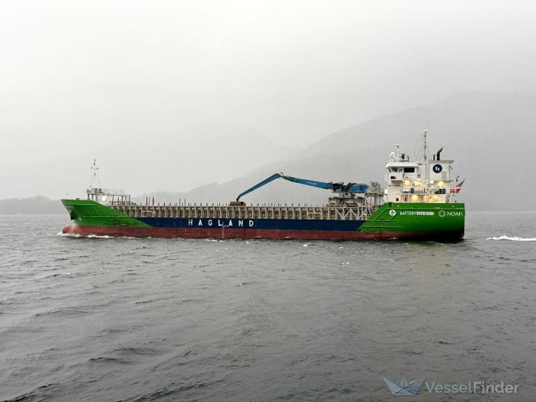 HAGLAND CAPTAIN photo