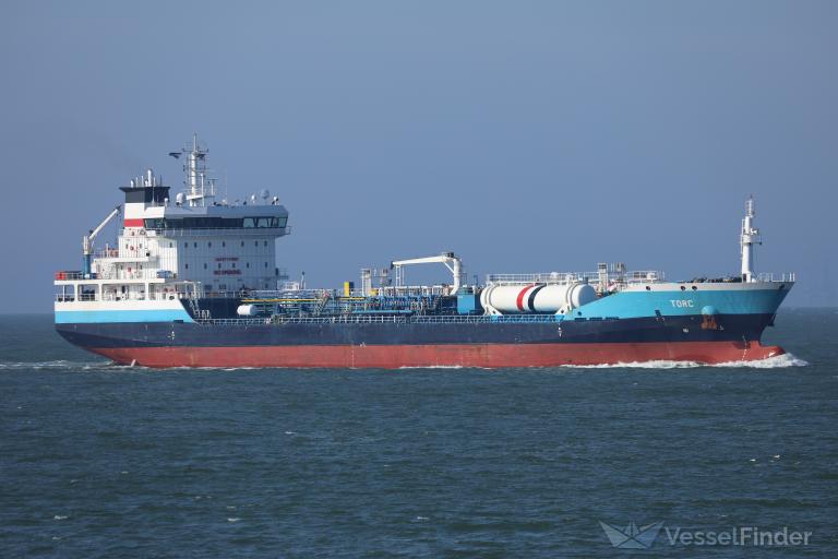 ship photo by Fluppi