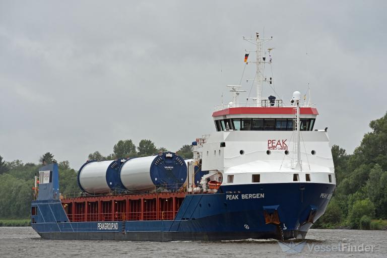 ship photo