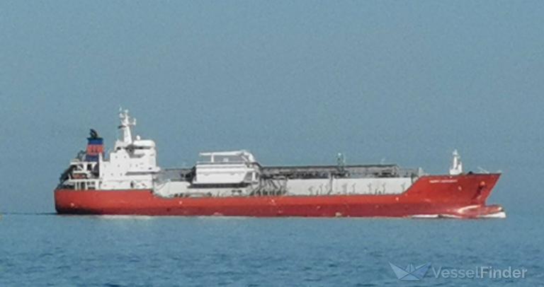 HAPPY PEREGRINE photo