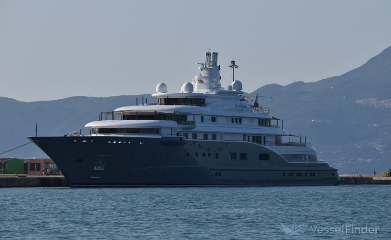 Φωτογραφία του πολυτελούς γιοτ RADIANT (110μ) - World Rank #45 superyacht