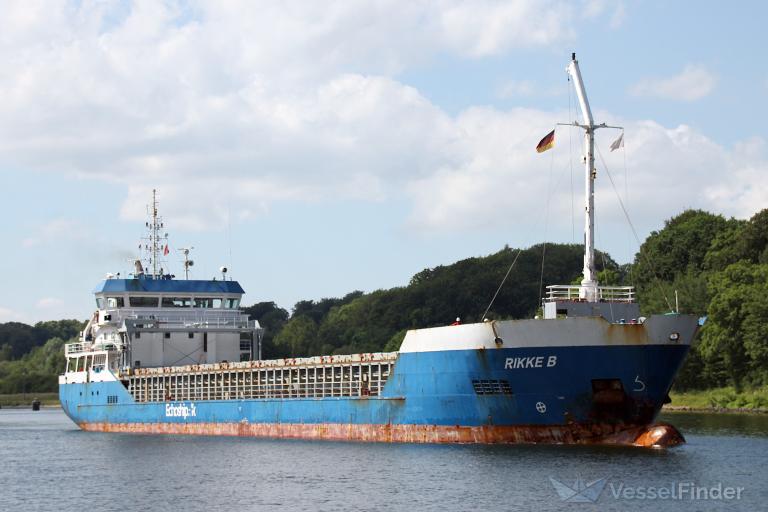 ship photo