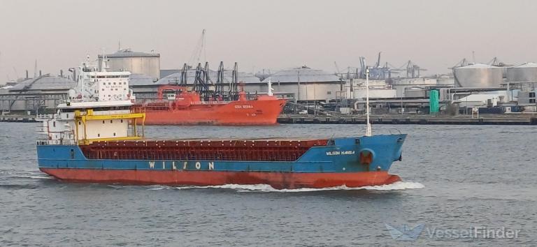 ship photo by Sjaak van Krimpen PG2A