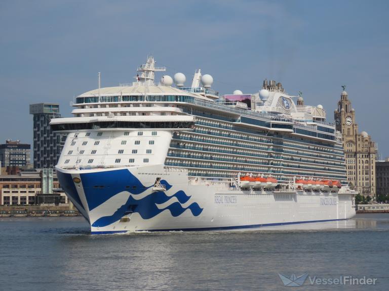 ship photo