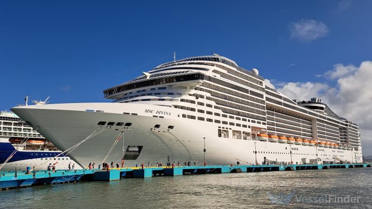 ship photo