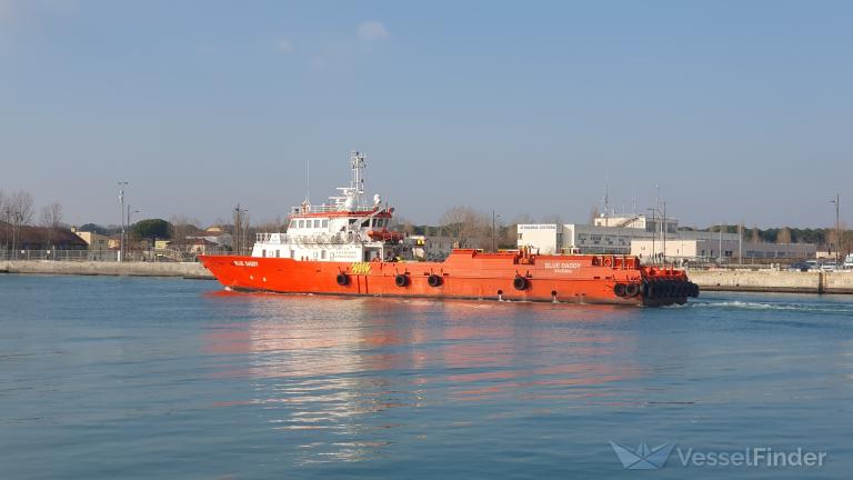 ship photo
