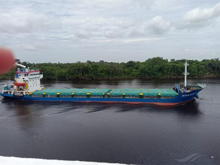 MV INTAN DAYA 2 photo