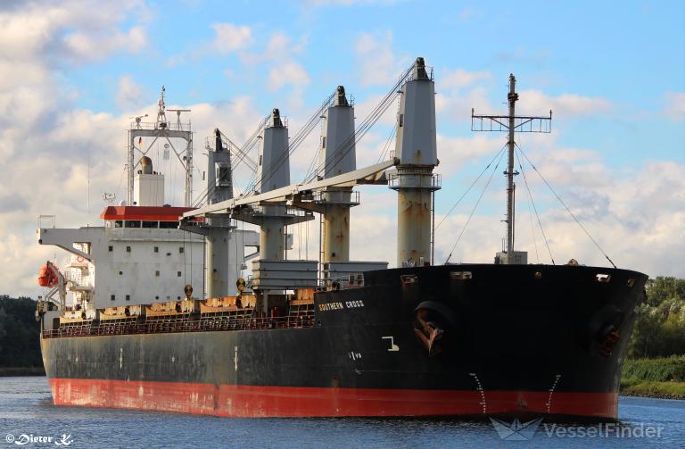 SOUTHERN CROSS photo