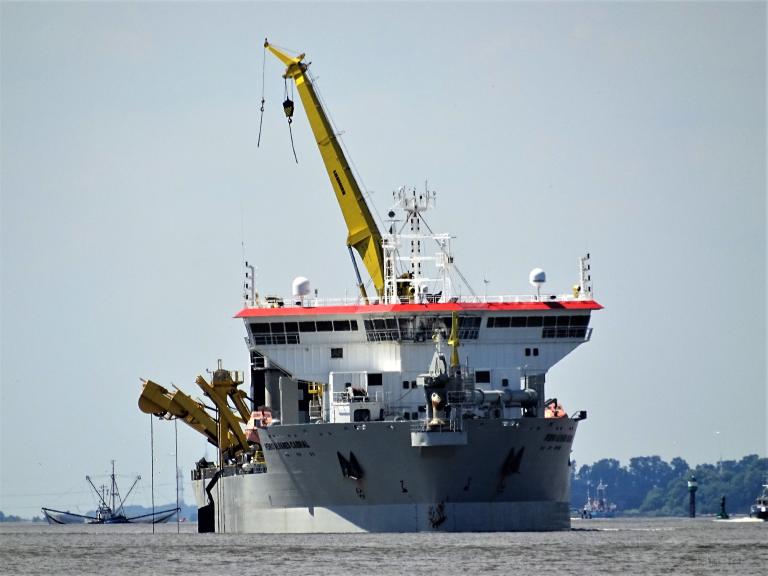 Free AIS Ship Tracking of Marine Traffic - VesselFinder