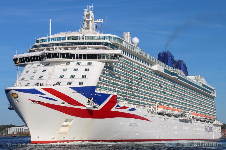 britannia cruise ship rope snap