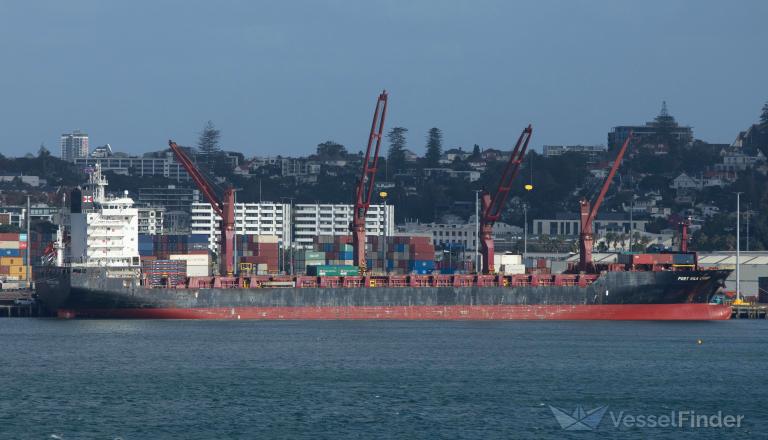 PORT VILA CHIEF, Container Ship - Details and current position - IMO ...