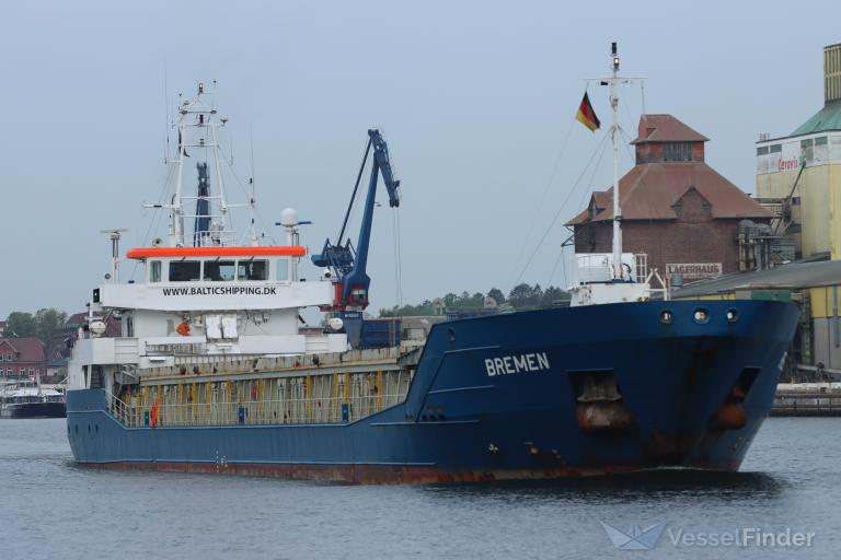 ship photo